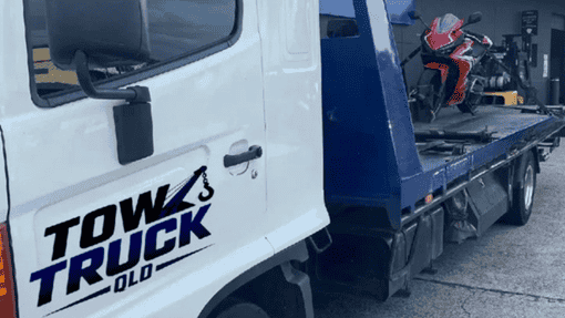 Our Towing Service gives you fast help and answers