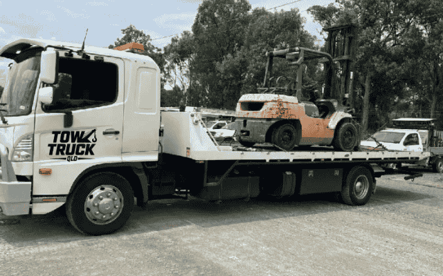 Tow Truck In Capalaba